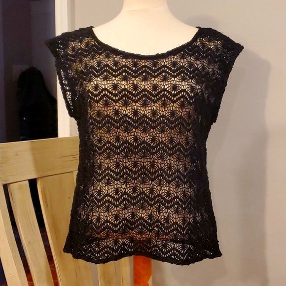 Express Tops - Express sleeveless knit Pull over sequin sweater. Size Large.